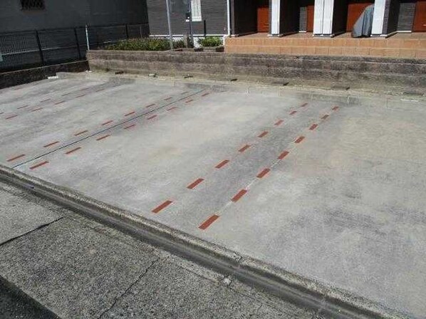 レッド・リーブスIIIの物件内観写真